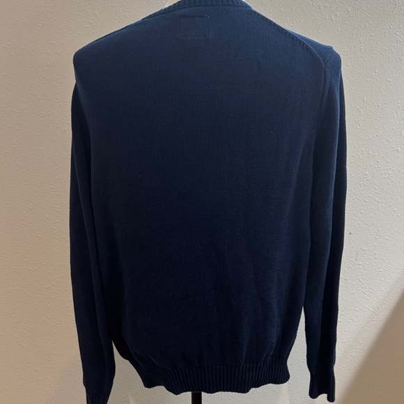 St. John's Bay Men's Deep Blue Crewneck Sweater - Picture 2 of 4